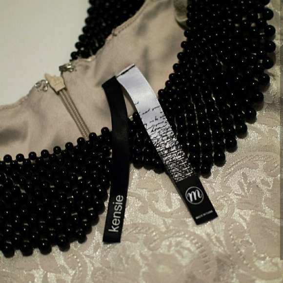 Dress - Picture 3 of 3